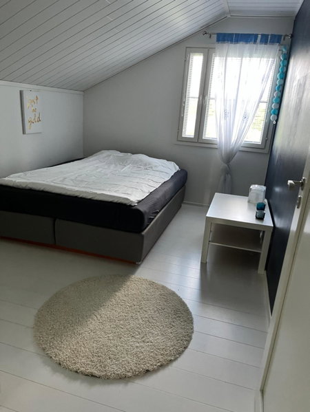 Hienoa talo porealtaalla lähellä Helsinkiä ja lentokenttää, Tuusula, Finland