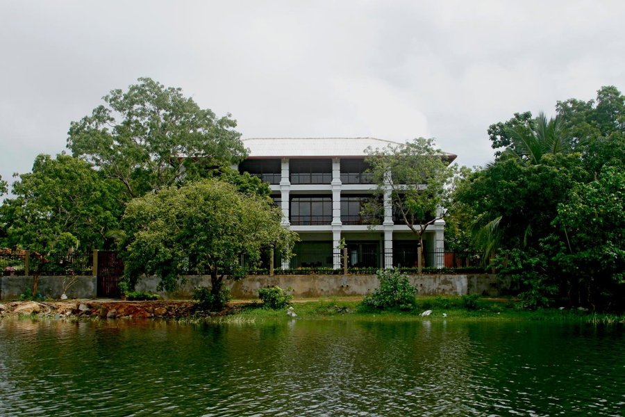 Diya Dahara Lake Resort, Tissamaharama, Sri Lanka
