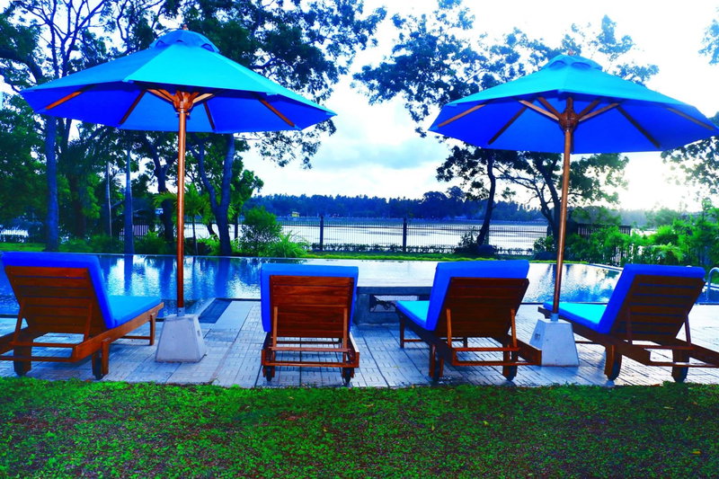 Diya Dahara Lake Resort, Tissamaharama, Sri Lanka