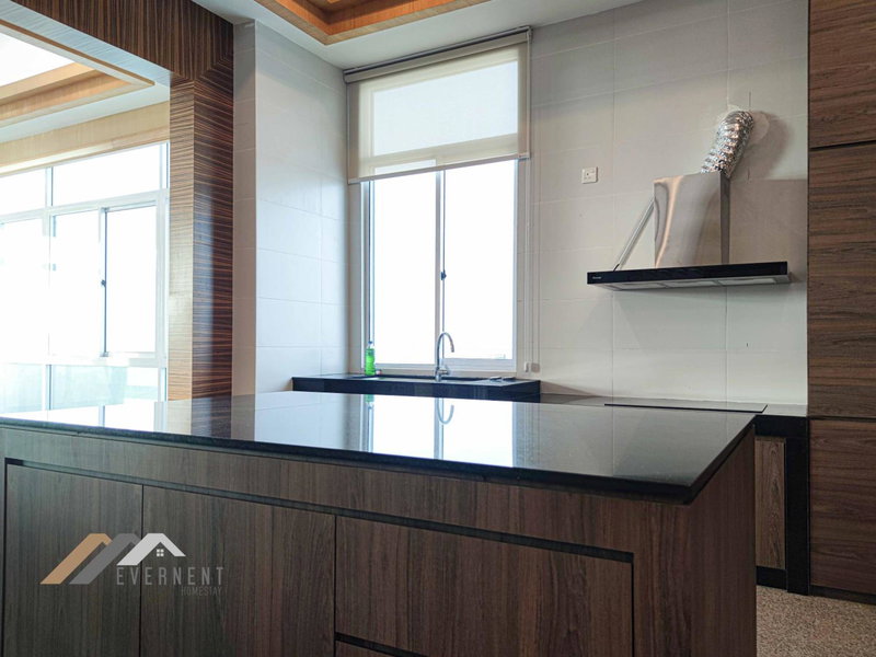 Bay Resort Penthouse by Evernent, Miri, Malaysia