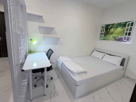 Apartment for rent in Ho Chi Minh City, Vietnam · The Opus One · 1 room, 1 bath