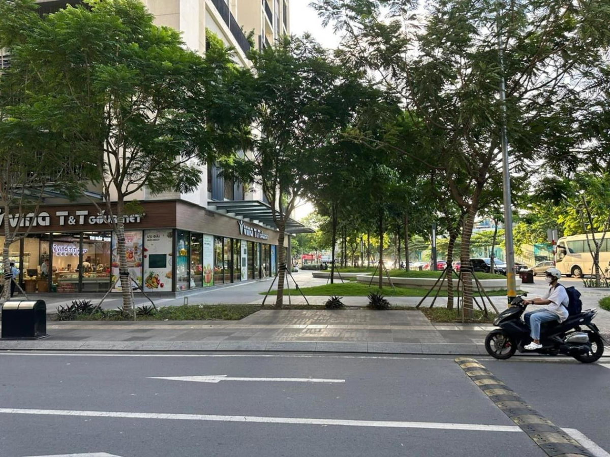 Hà Đô Centrosa - Luxury Central Point, Vietnam