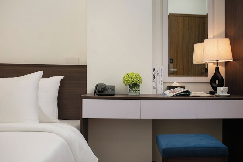 Queen Cafe Hotel, Hanoi, Vietnam