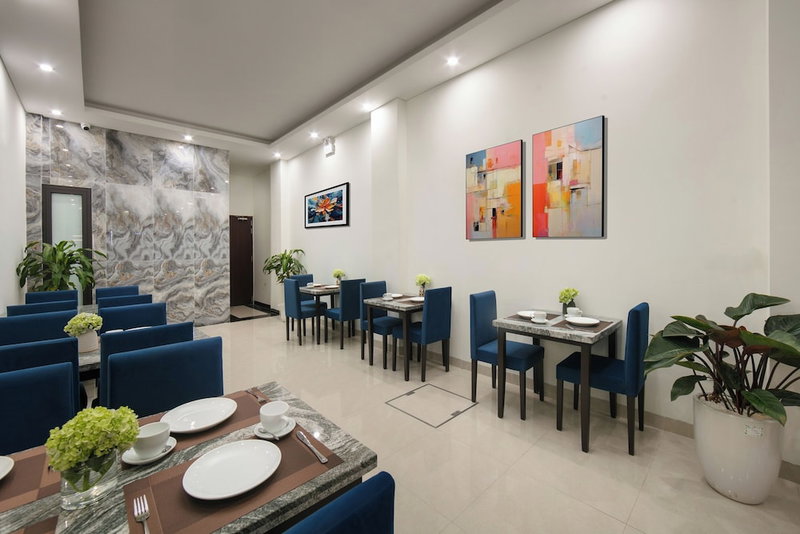 Queen Cafe Hotel, Hanoi, Vietnam