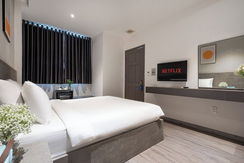 Nicecy Hotel - 218 Le Thanh Ton Street, Ho Chi Minh City, Vietnam