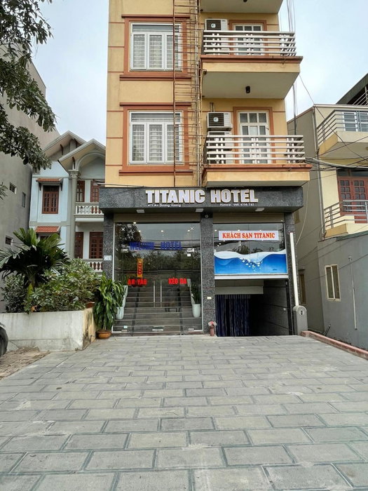 Titanic Hotel, Hanoi, Vietnam