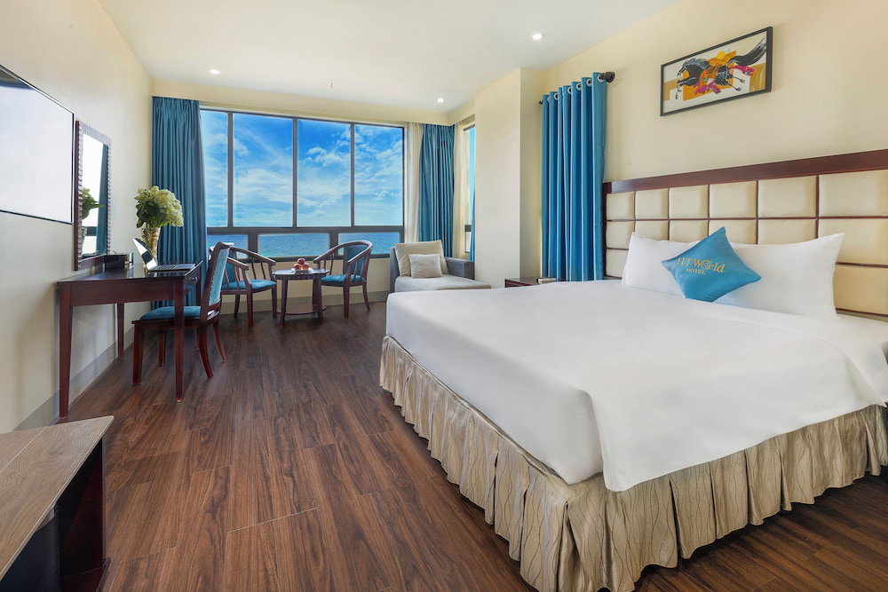 Sea Front Hotel, Вьетнам
