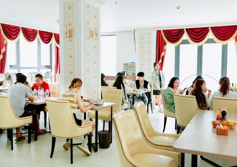 Dezon Hotel, Quy Nhon, Vietnam