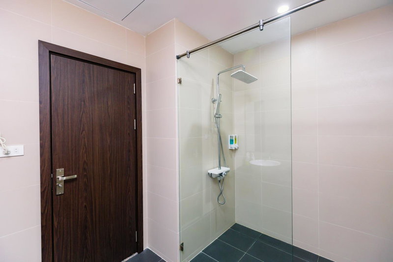 OYO 930 Thang Long Hotel, Hanoi, Vietnam