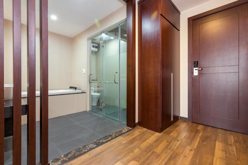 OYO 930 Thang Long Hotel, Hanoi, Vietnam