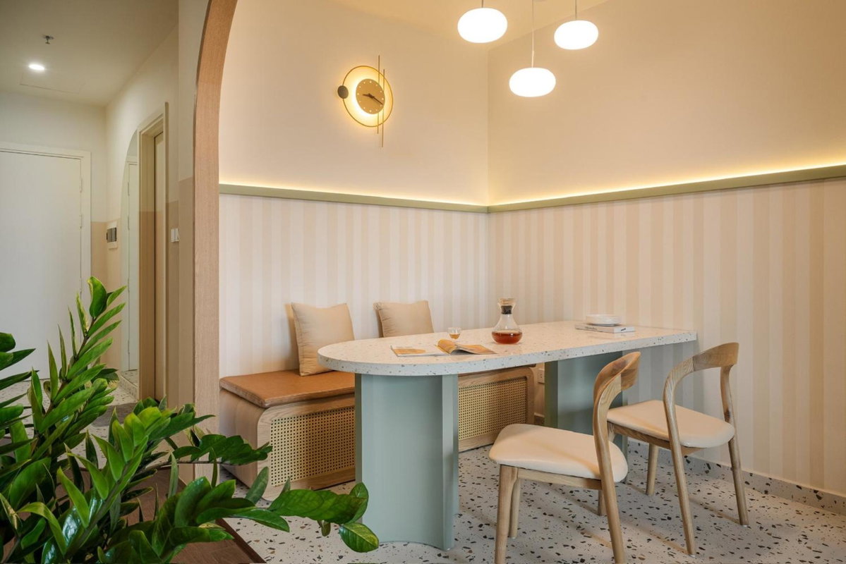 Hotel · Summer House - Vinhomes Dcapital Tran Duy Hung Luxury Apartment, Hanoi