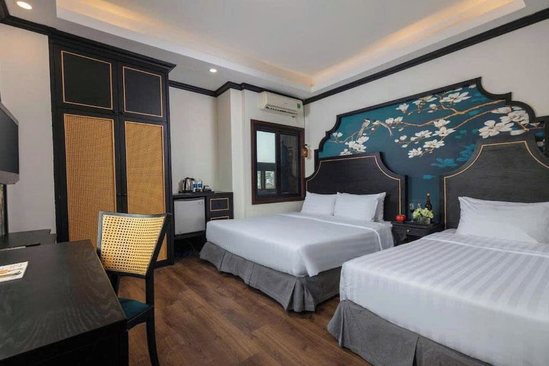 Azen Lakeside Hotel & Travel, Hanoi, Vietnam