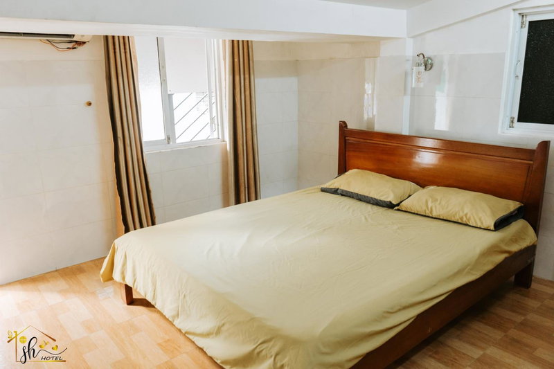 SH Hotel & Motorbikes For Rent, Hue, Vietnam