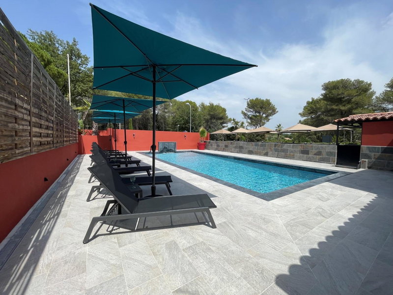 Urban Style Cannes Mouans-Sartoux - Piscine Extérieure - Parking Gratuit, Mouans-Sartoux, France