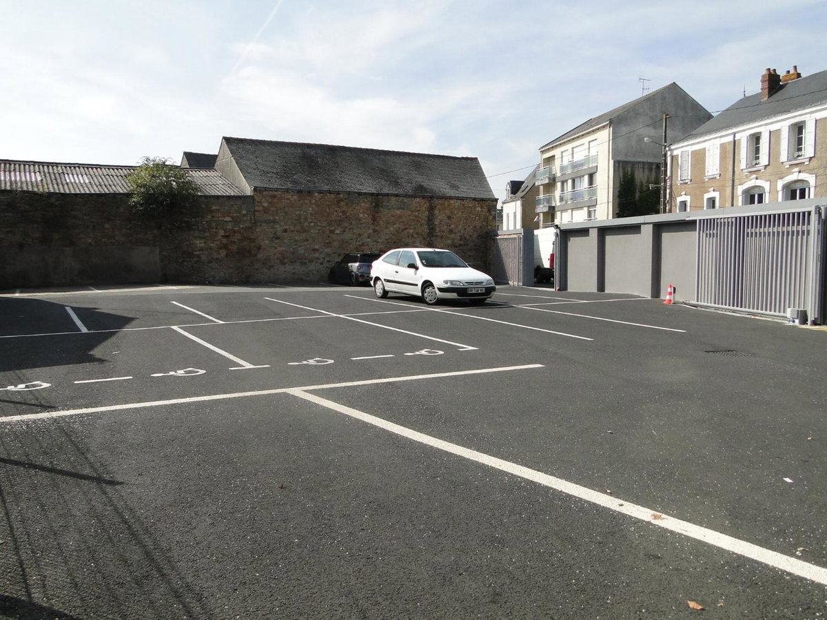 Hotel · The Originals Access, Hôtel Cholet Gare, Cholet