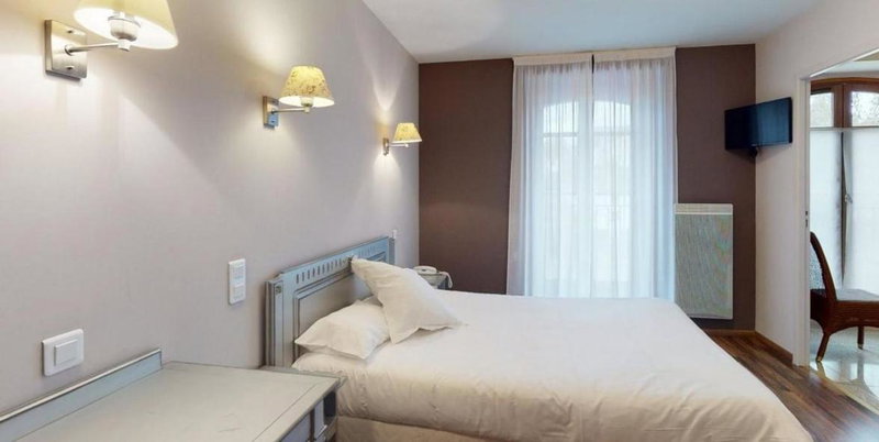 Logis - Hotel Restaurant du Parc, Cransac, France