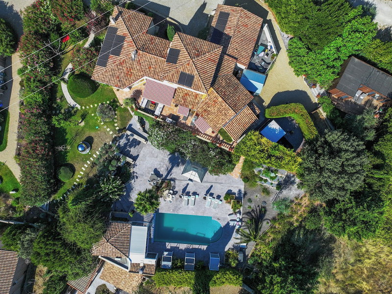 Casa Dina, Sommieres, France