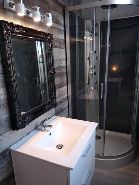 Studio et chambres d'hôtes les nuits de Gesnes, Saint-Germain-du-Corbéis, France