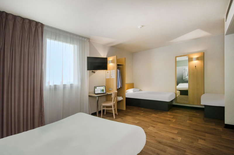 B&B HOTEL Montargis-Amilly, Amilly, France