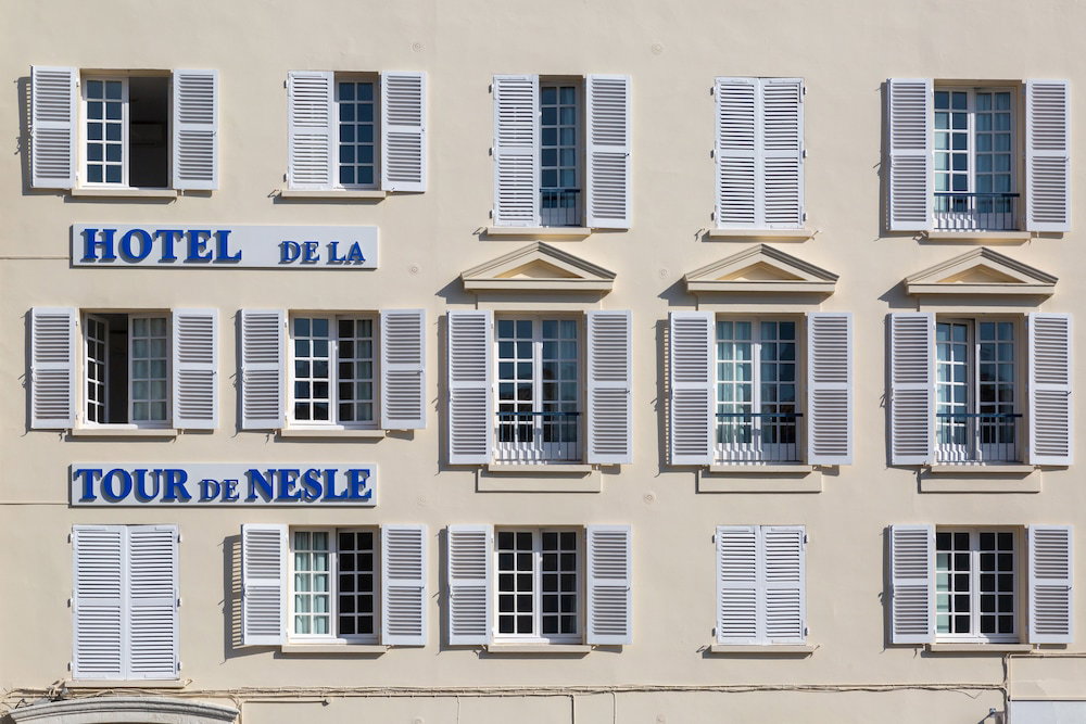 Hôtel La Tour de Nesle La Rochelle Vieux Port, France