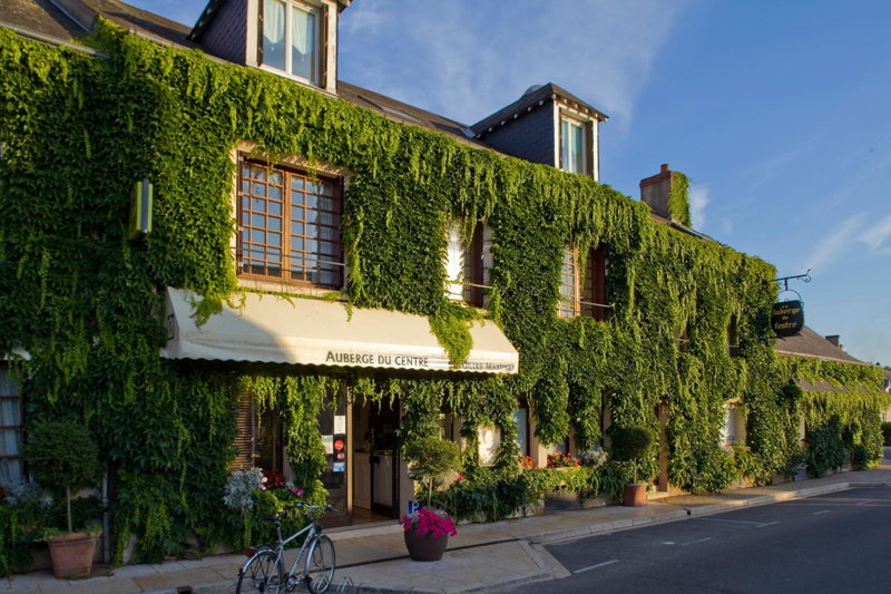 Logis Hôtel Auberge Du Centre Châteaux de la Loire, Chitenay, France