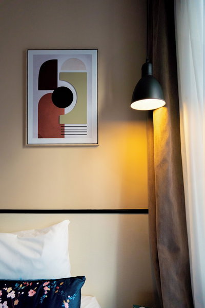 Hotel Lilas Blanc, Paris, France