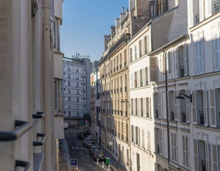 Hotel Lilas Blanc, Paris, France