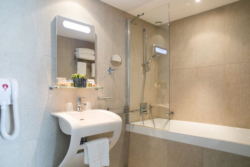 Hotel Villa Azur, Villeneuve-Loubet, France