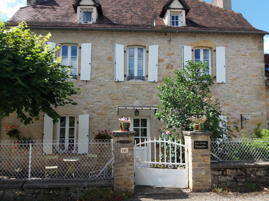 Les Trois Prunelles, Saint-Pierre-Toirac, France