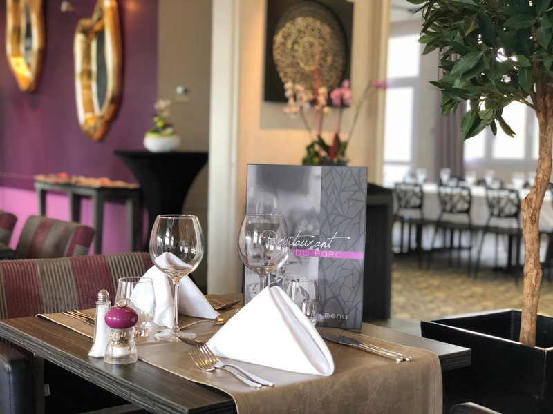 Hotel Restaurant Du Parc Saumur Logis Elégance, Saumur, France