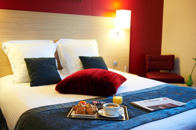 Hotel Restaurant Du Parc Saumur Logis Elégance, Saumur, France