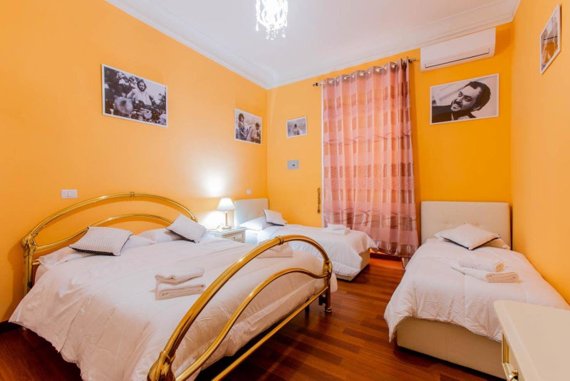 Flower guesthouse, Rome, Italy