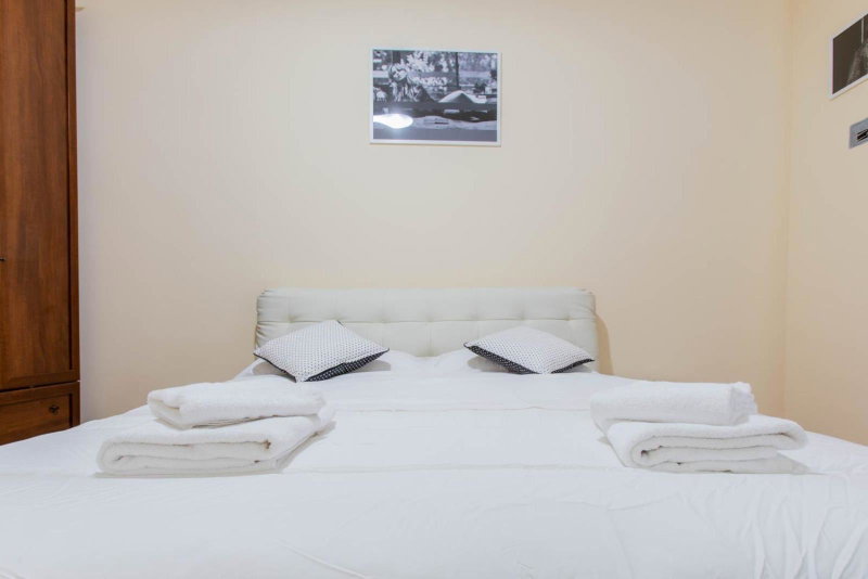 Flower guesthouse, Rome, Italy