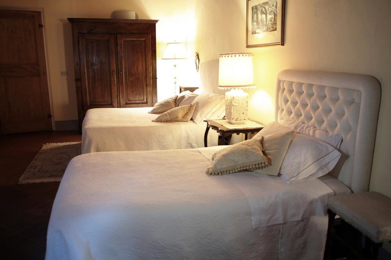 Villa La Dogana - B&B with a lovely garden - Private parking - Slow living in an old-fashioned historical home, Lucca, Italy