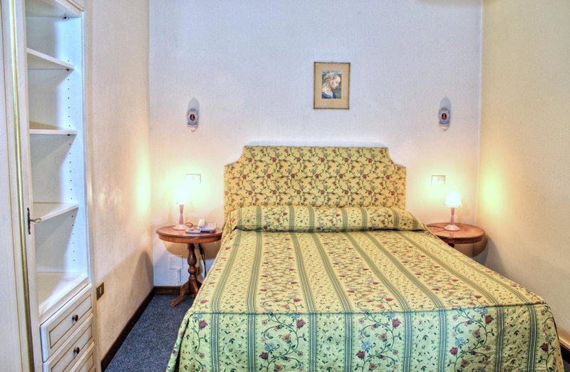 Hotel Torcolo "Residenze del Cuore", Verona, Italy