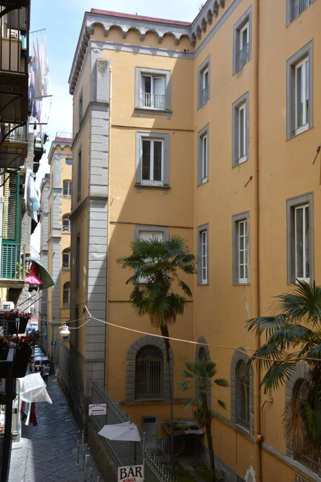 Domus Studio 25 bed & breakfast, Naples, Italy