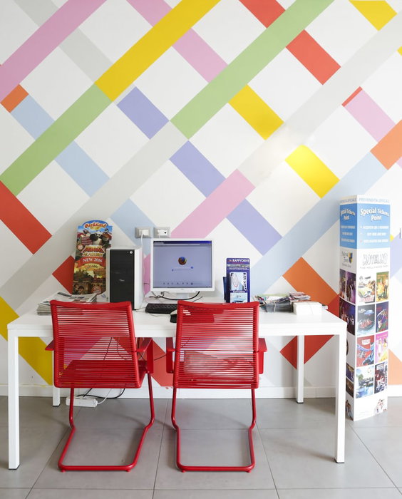 Meet Gardalake Hostel, Peschiera del Garda, Italy