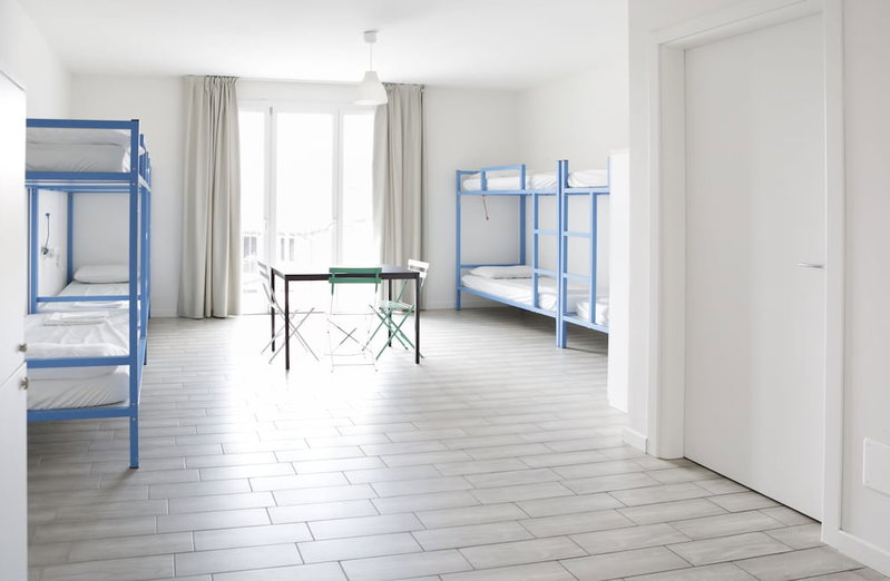 Meet Gardalake Hostel, Peschiera del Garda, Italy