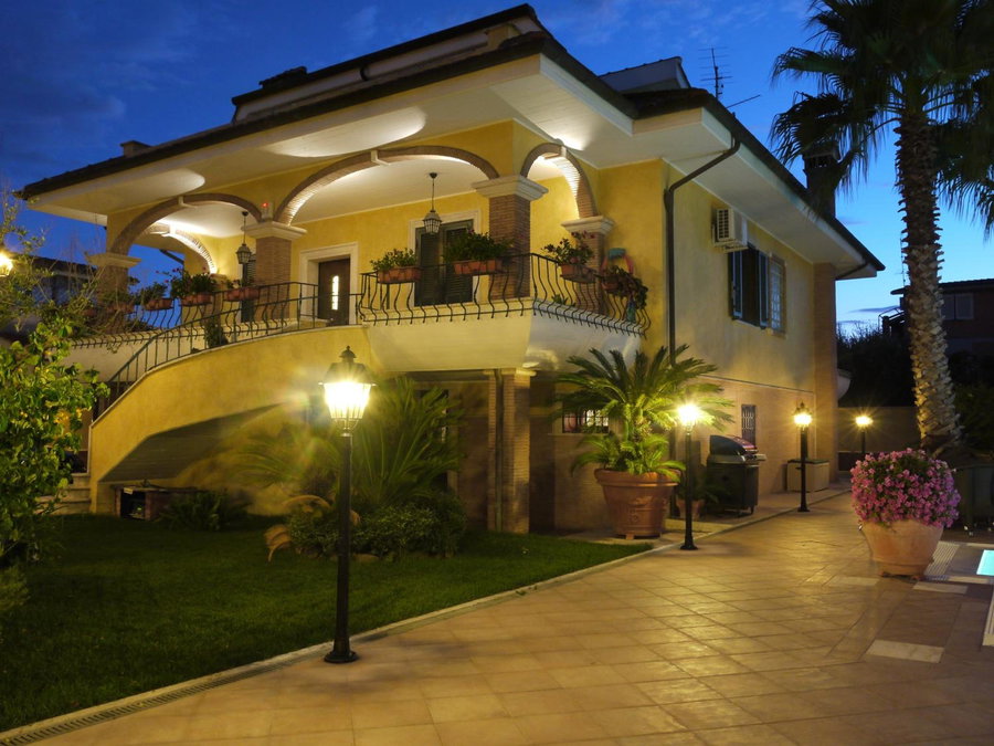 Alba Chiara, Anzio, Italy