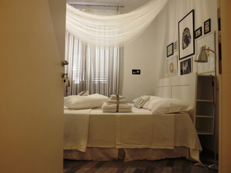 Domus Alma, Naples, Italy