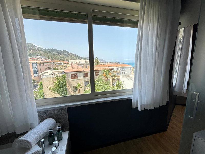 Nooria Sicilian Charme Rooms, Cefalù, Italy