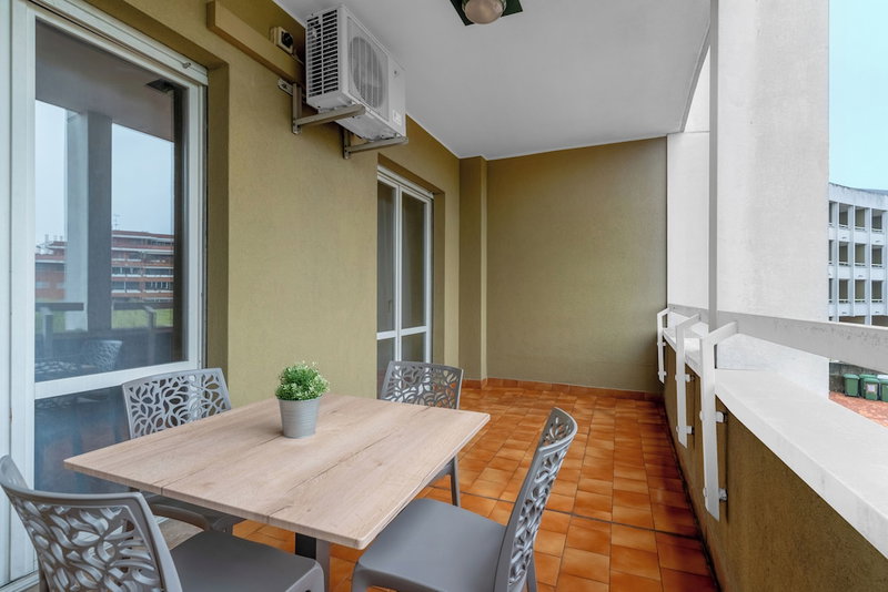 Casa da Suite Fraschini, Milan, Italy
