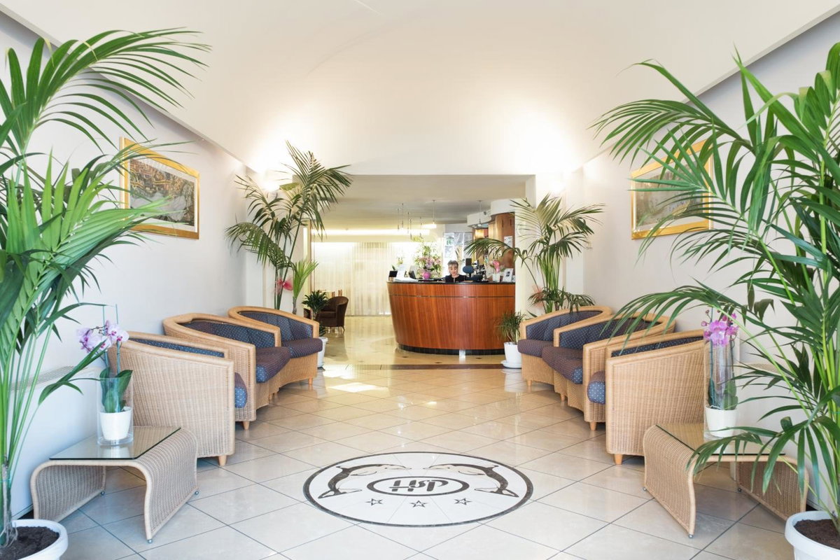 Hotel St Pierre, Italy