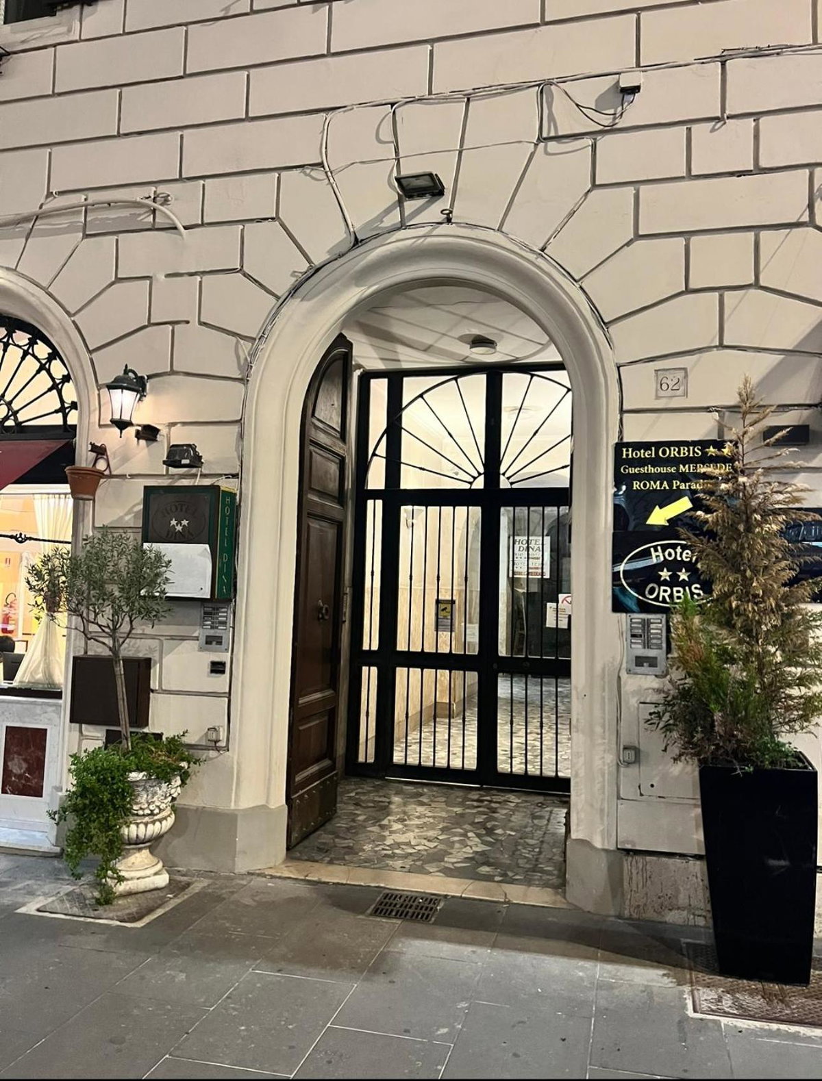 Residenza 62, Italy