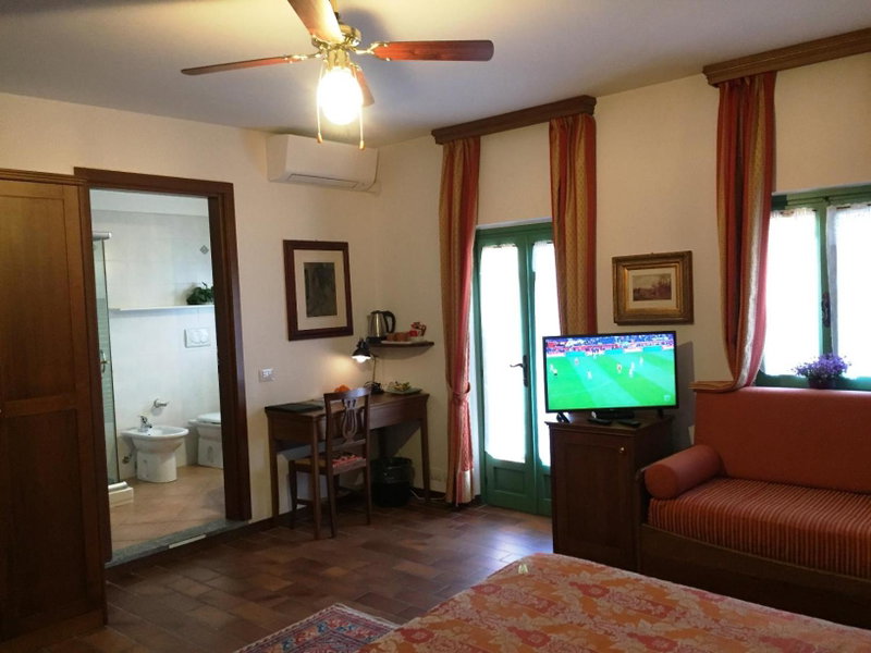 Casa Violetta B&B, Agrate Conturbia, Italy