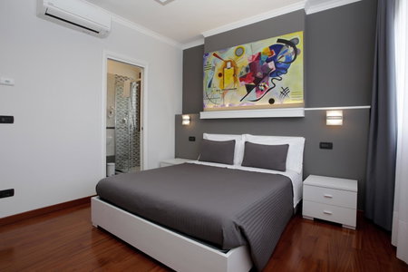 J24 B&b, Rome, Italy