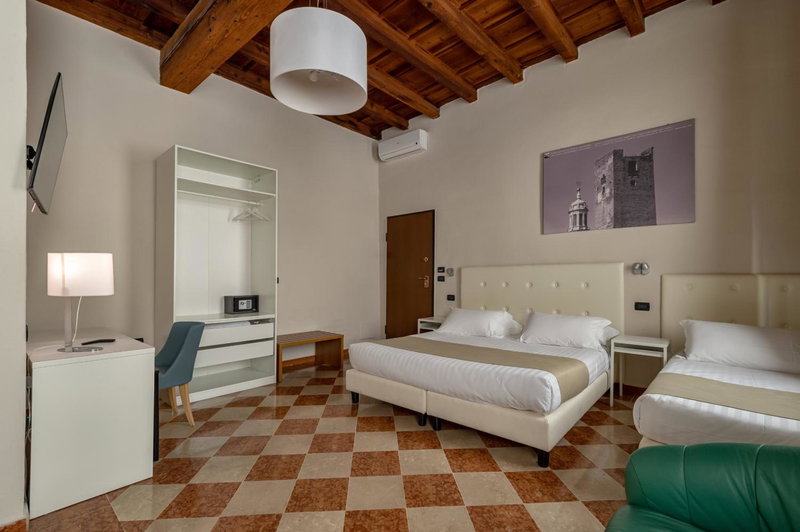 Residenza Accademia, MantegnaHotels, Mantova, Italy