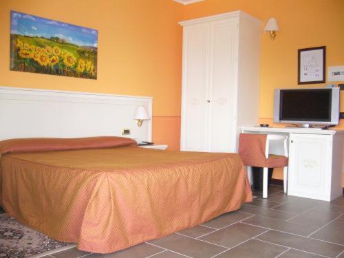 Hotel Azalea, Baveno, Italy