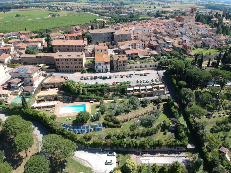 Hotel Le Tre Vaselle, Torgiano, Italy