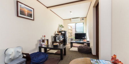 Guesthouse Na-No-Hana - Caters to Women - Hostel, Kyoto, Japan